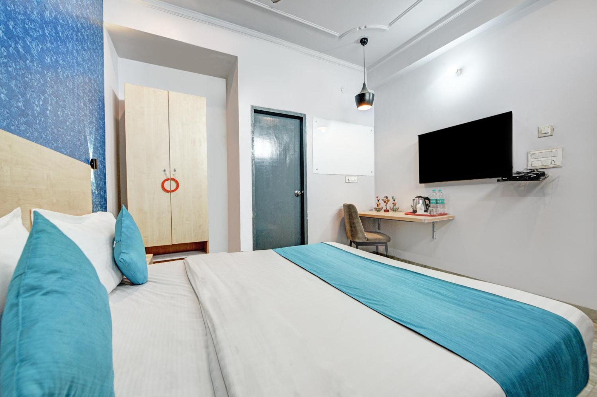 Royal Spark Inn1 - Medicity Gurugram, Near Medanta Hospital Gurgaon Værelse billede