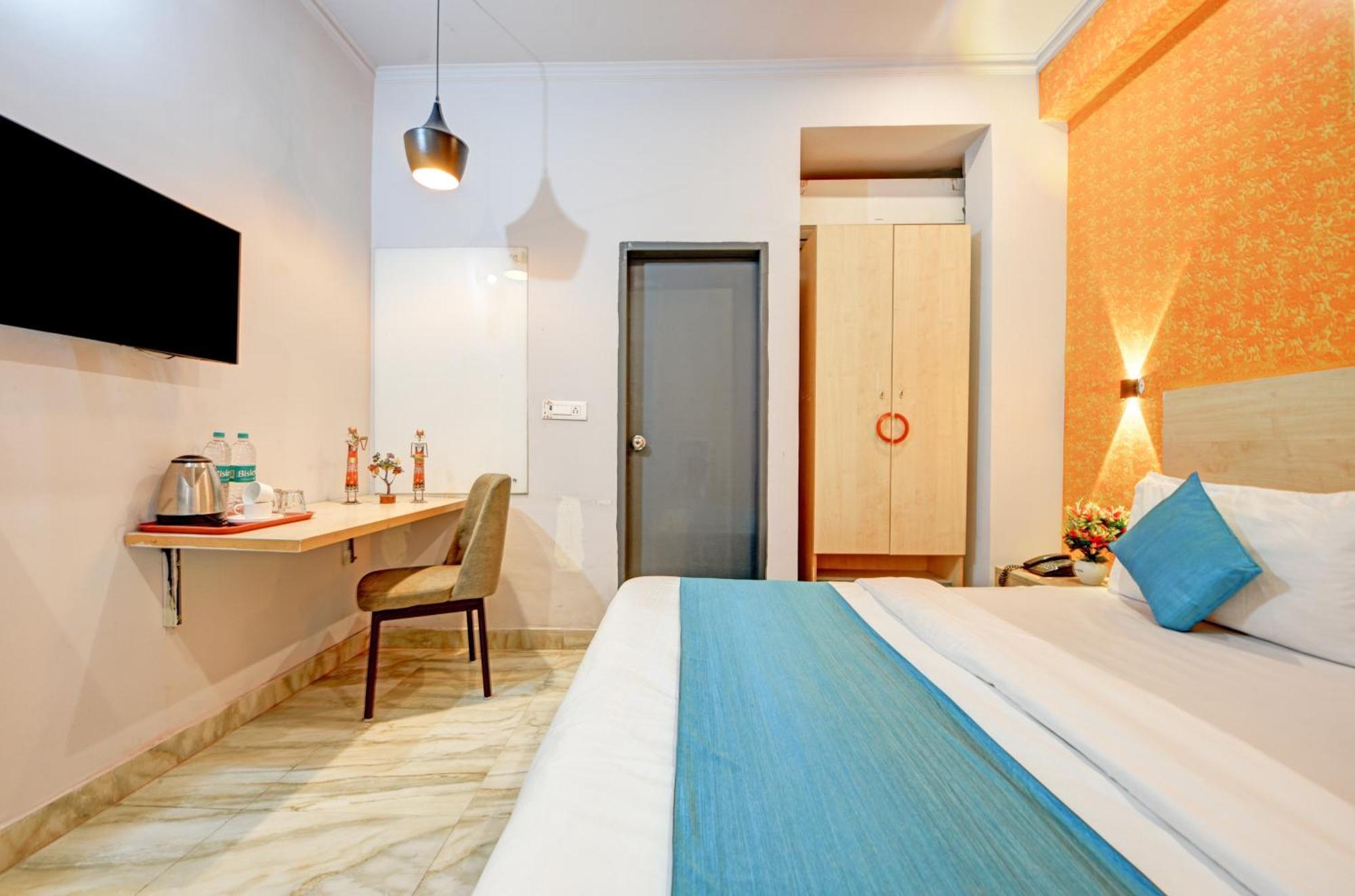 Royal Spark Inn1 - Medicity Gurugram, Near Medanta Hospital Gurgaon Eksteriør billede