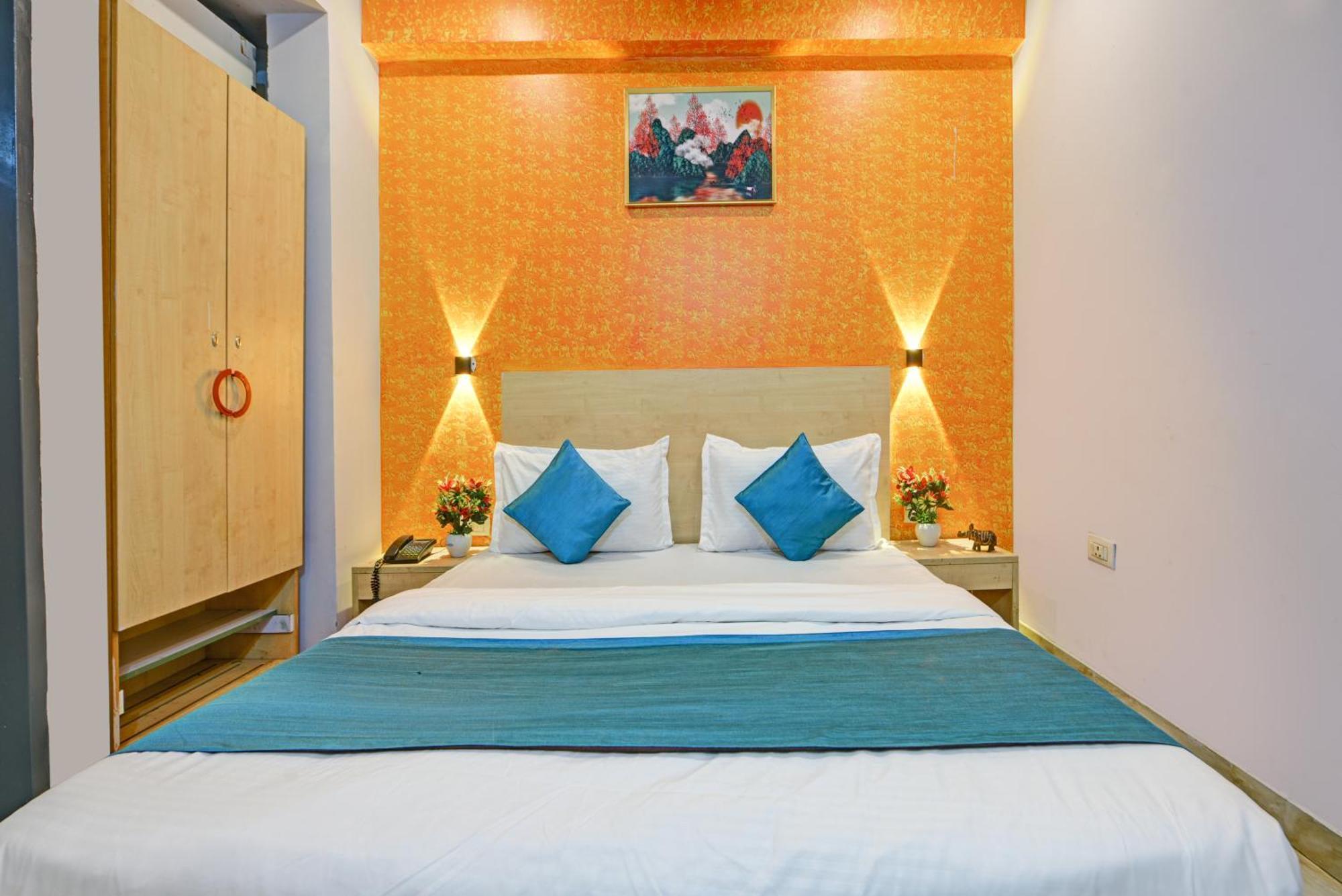 Royal Spark Inn1 - Medicity Gurugram, Near Medanta Hospital Gurgaon Eksteriør billede